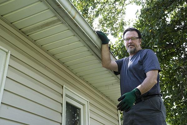 Gutter Cleaning of Franklin staff